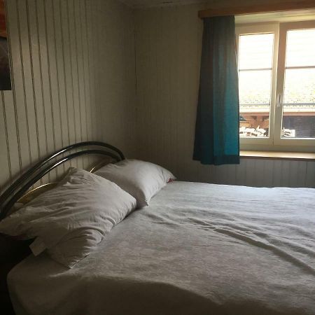 Stadtrand Winterthur Apartamento Wiesendangen Exterior foto