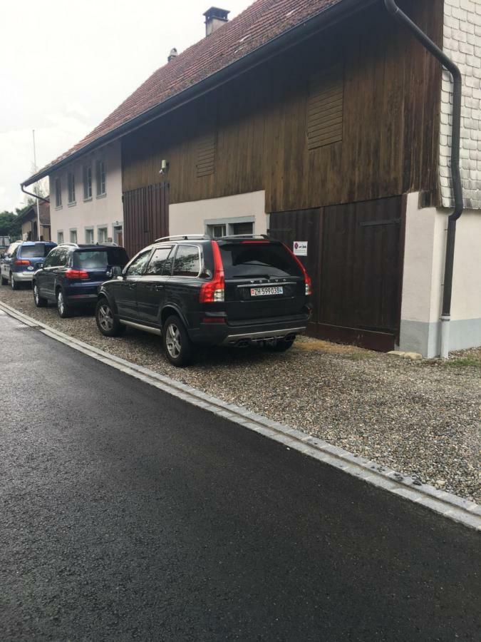 Stadtrand Winterthur Apartamento Wiesendangen Exterior foto